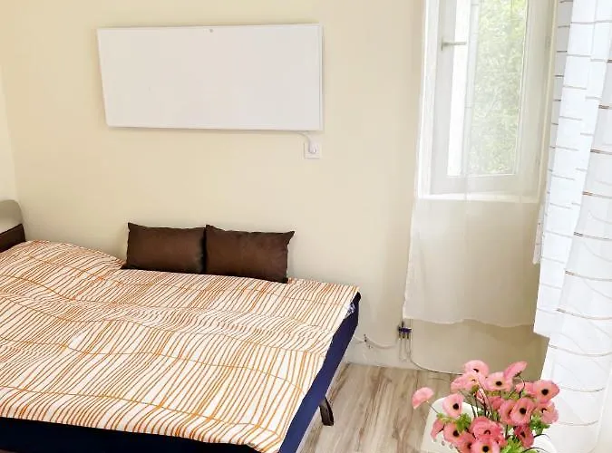 Liptak Vendeghaz バラトンフレド